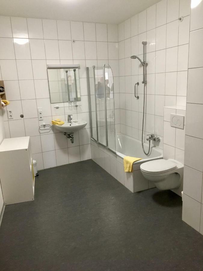 Gasthof Baeren Оксенфурт Экстерьер фото